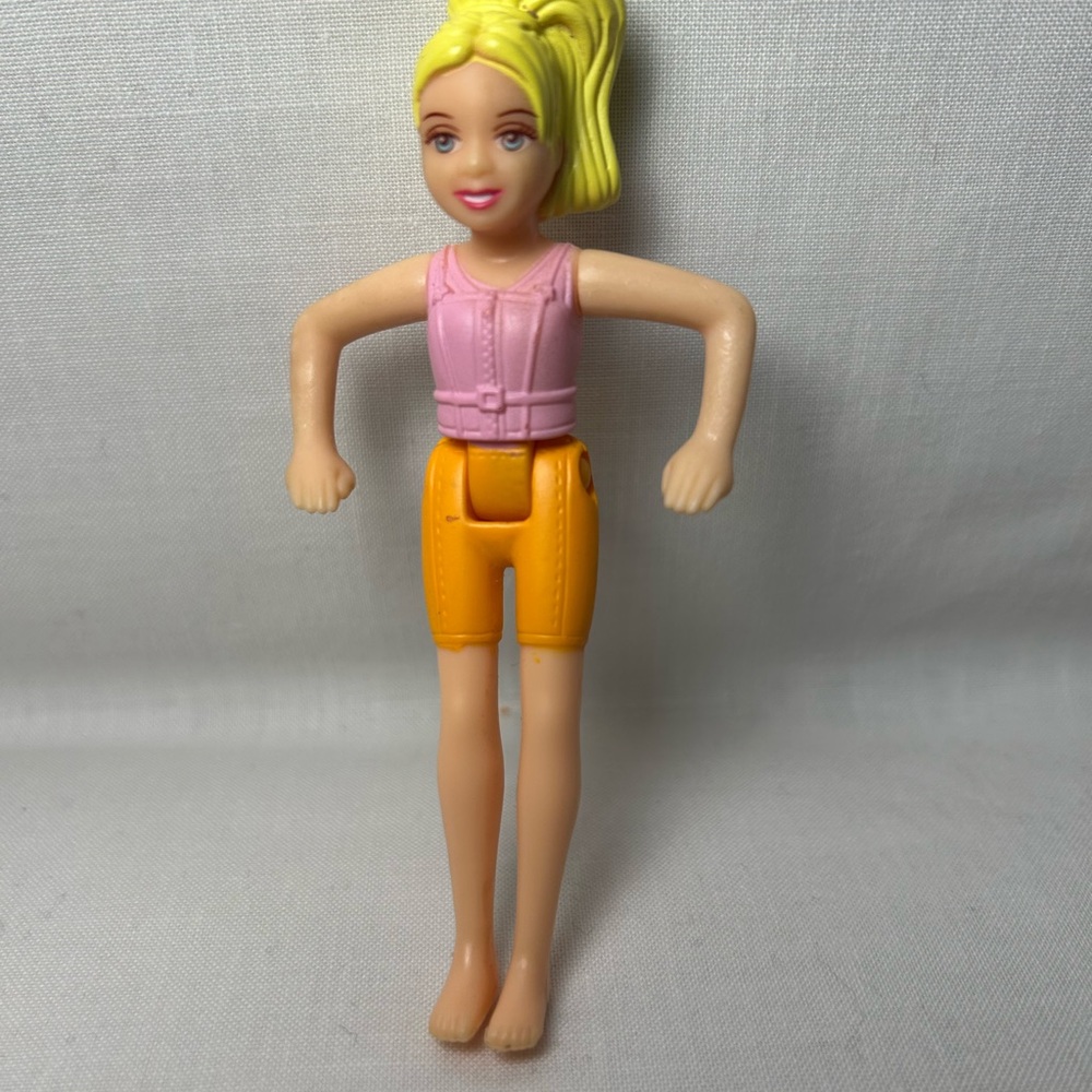 Polly Pockets - Picture 5 of 9